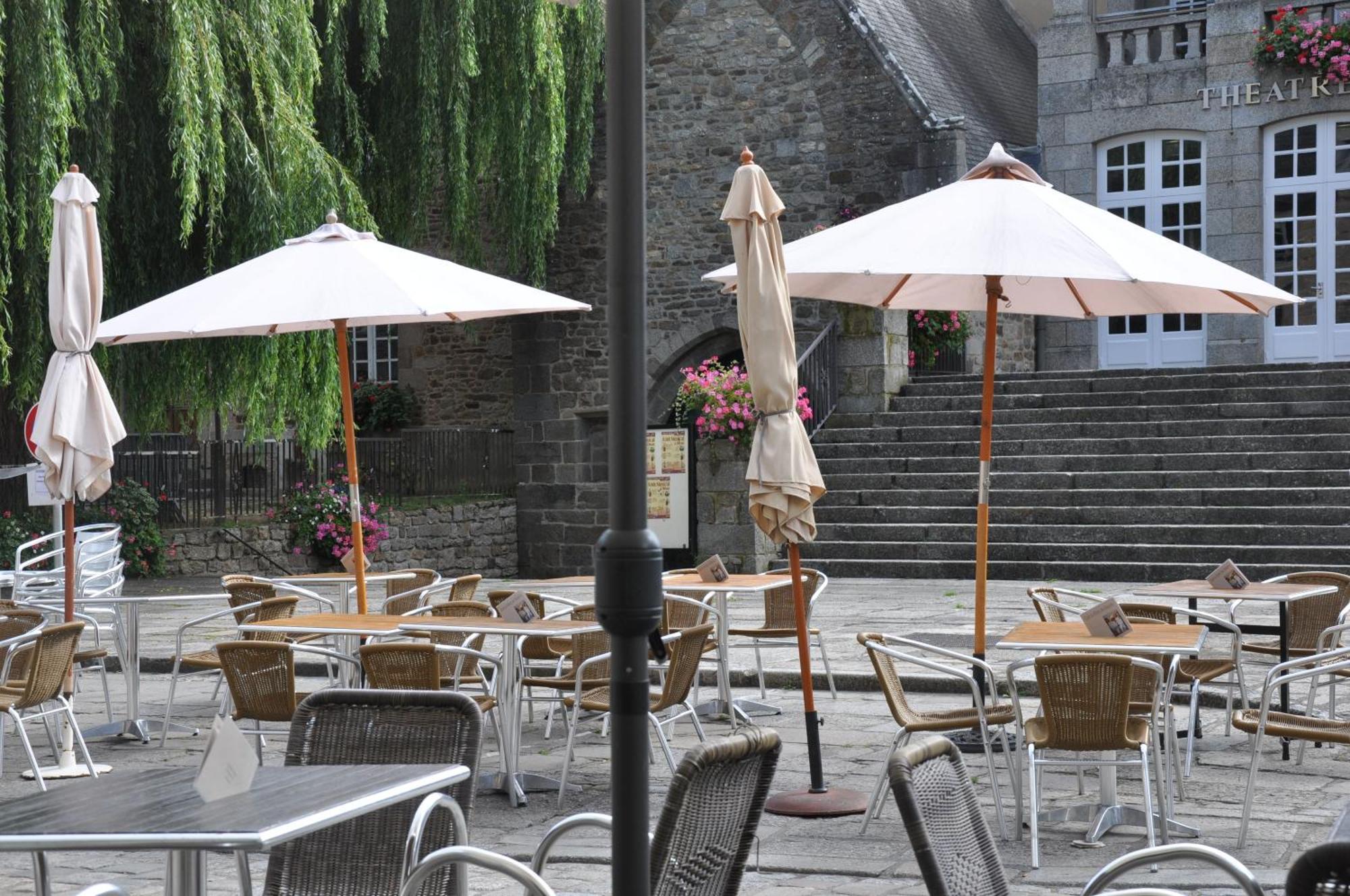 Cafe Hotel Du Theatre Dinan Exterior foto
